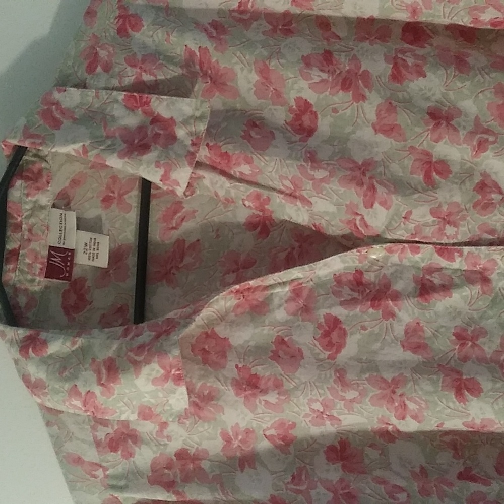 JM WOMAN Button down shirt sz 22W
